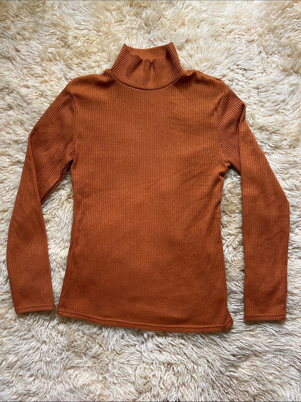 Women's Ribbed Turtleneck Sweater - Rust - Coco + Carmen